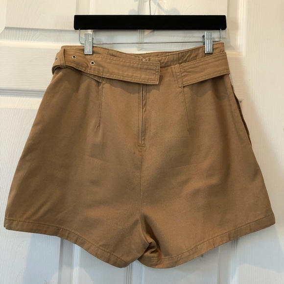 NWOT Urban Outfitters Khaki High Waist Shorts - Picture 6 of 8